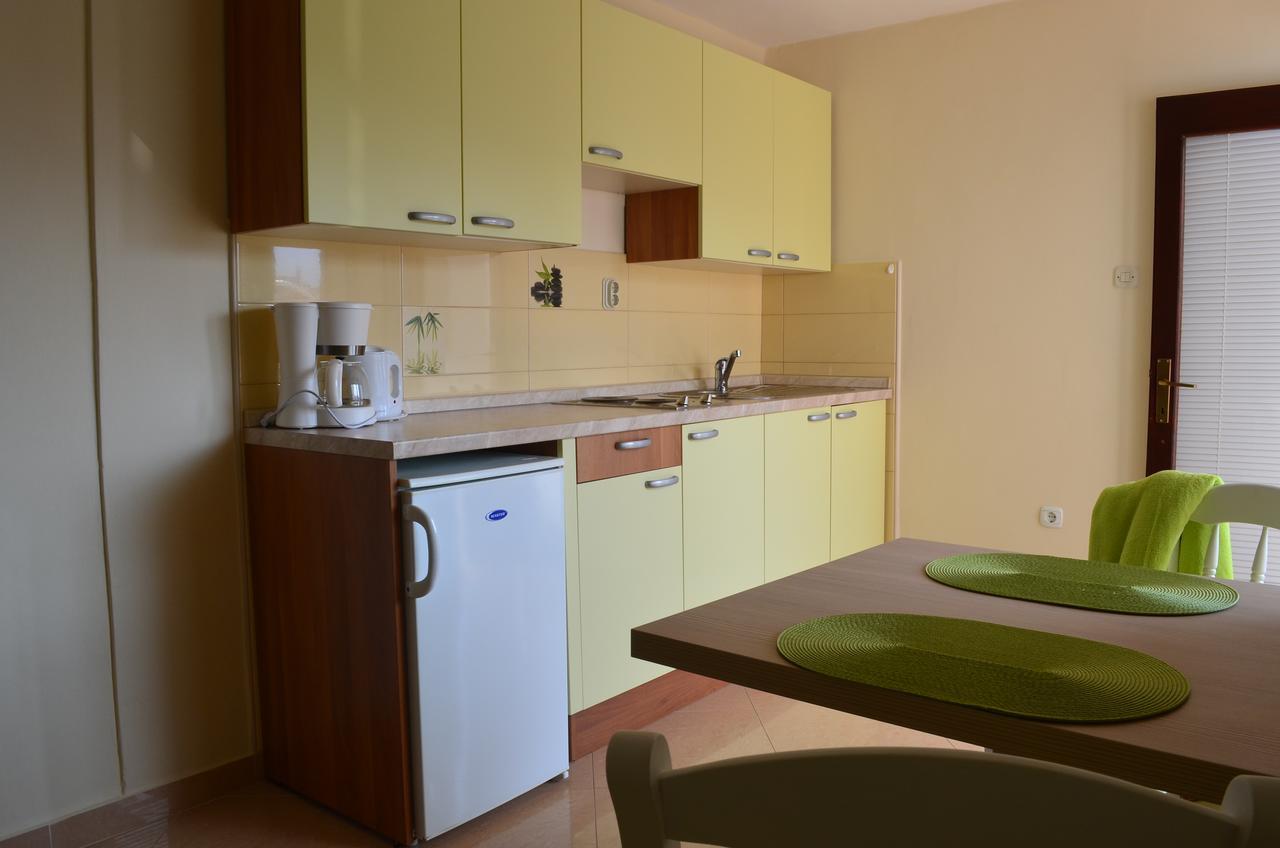 Apartments Mihalic I 巴斯卡 外观 照片