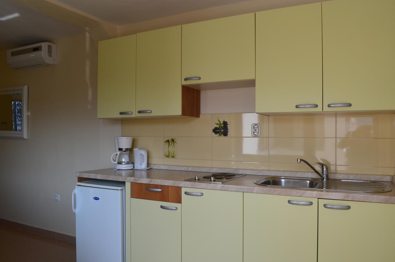 Apartments Mihalic I 巴斯卡 外观 照片