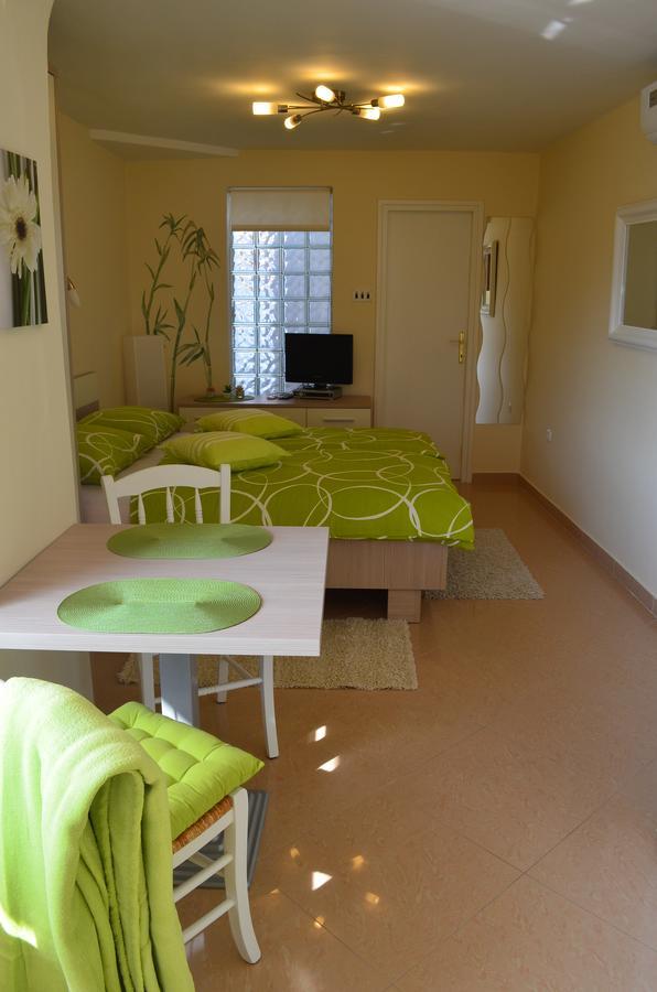 Apartments Mihalic I 巴斯卡 外观 照片